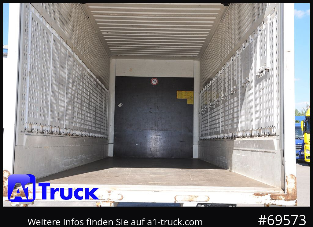 KRONE Wechselbrücke BDF 7,45 Koffer, Textil 2750mm innen, 20 x vorhanden - Doboz felépitmény: 5 kép. KRONE Wechselbrücke BDF 7,45 Koffer, Textil 2750mm innen, 20 x vorhanden - Doboz felépitmény: 5 kép.