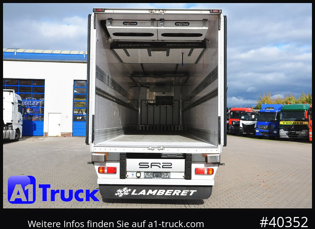 LAMBERT LVFS3, Thermo King, Bitemp., Liftachse, - Félpótkocsi hűtős: 2 kép. LAMBERT LVFS3, Thermo King, Bitemp., Liftachse, - Félpótkocsi hűtős: 2 kép.