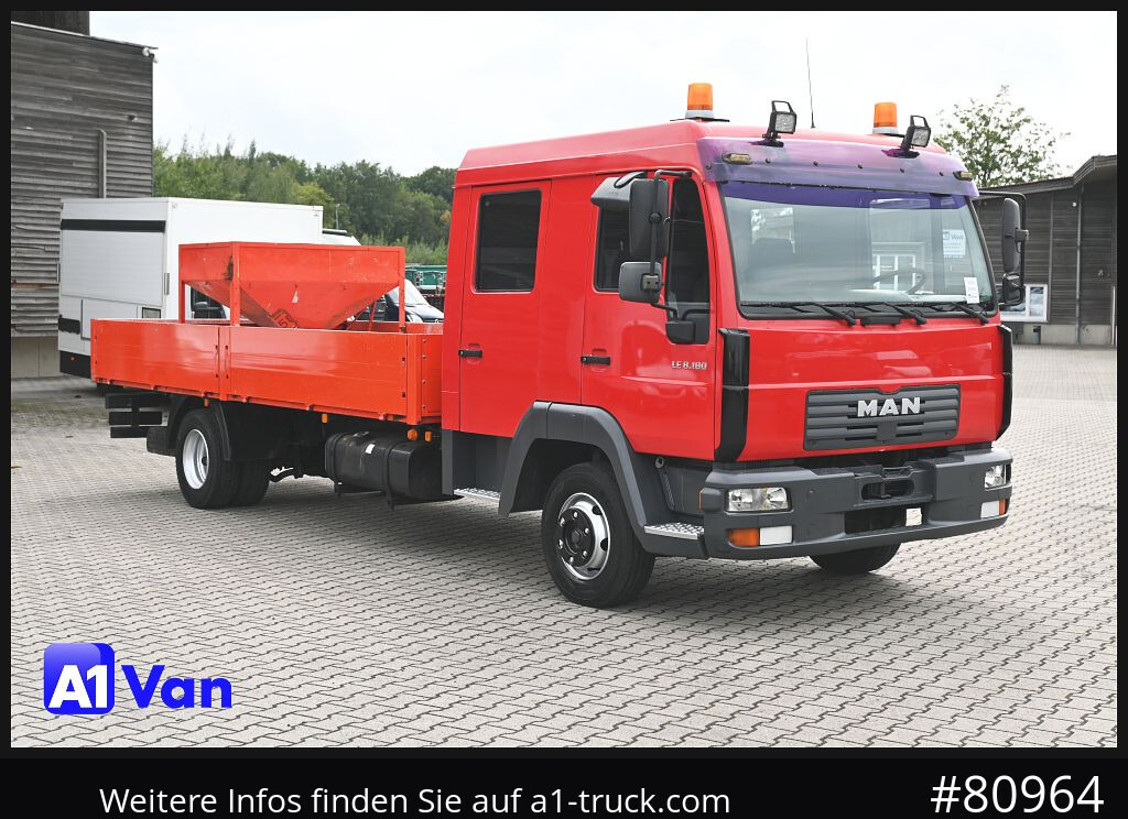 MAN MAN LE 8.180 Pritsche Doka, Automatik, AHK, 6-Sitzer - Platós kisteherautó, Duplakabinos kisteherautó: 1 kép. MAN MAN LE 8.180 Pritsche Doka, Automatik, AHK, 6-Sitzer - Platós kisteherautó, Duplakabinos kisteherautó: 1 kép.