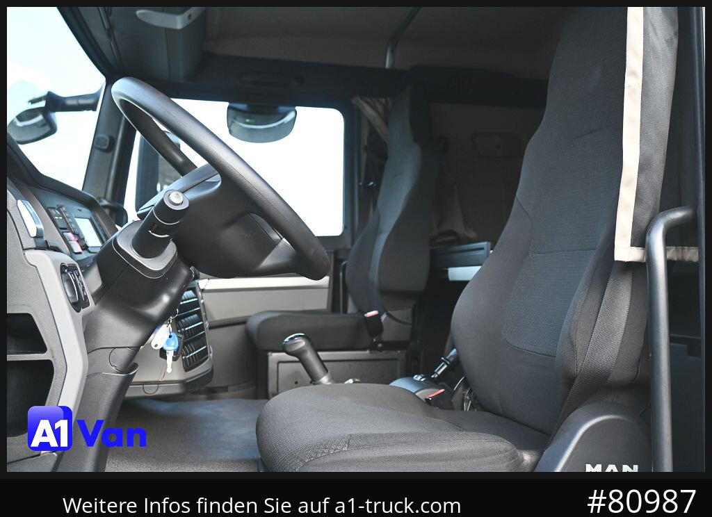 MAN TGL 8.190 4x2 L-Haus Schlafkabine - Dobozos kisteherautó: 2 kép. MAN TGL 8.190 4x2 L-Haus Schlafkabine - Dobozos kisteherautó: 2 kép.