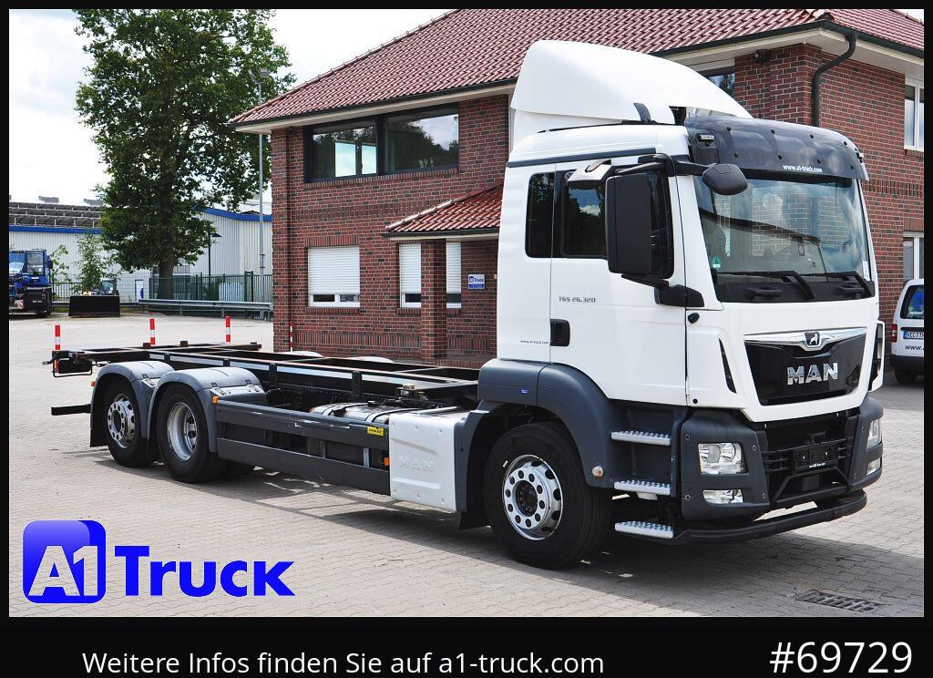 MAN TGS 26.320 LL BDF Lenkachse Stapler, 7.45 - Alvaz teherautó: 1 kép. MAN TGS 26.320 LL BDF Lenkachse Stapler, 7.45 - Alvaz teherautó: 1 kép.