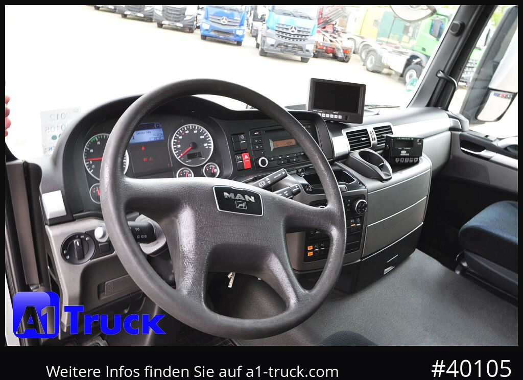 MAN TGS 26.360, Carrier 950 Rolltor LBW, Lift - Hűtős teherautó: 4 kép. MAN TGS 26.360, Carrier 950 Rolltor LBW, Lift - Hűtős teherautó: 4 kép.