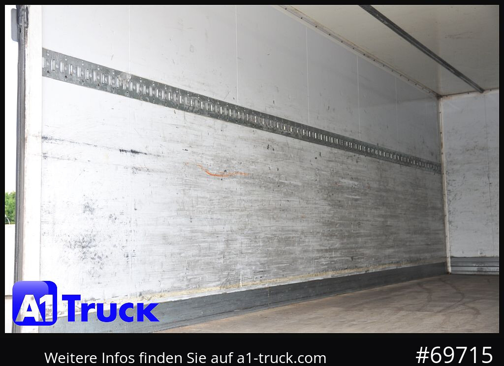 MAN TGX 26,400, Koffer, L 7,4m LBW, Lift-lenkachse, - Dobozos felépítményű teherautó: 2 kép. MAN TGX 26,400, Koffer, L 7,4m LBW, Lift-lenkachse, - Dobozos felépítményű teherautó: 2 kép.