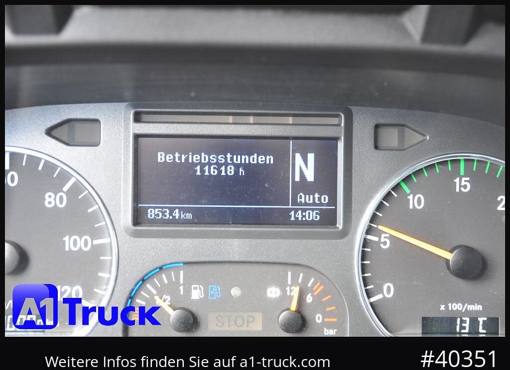 MERCEDES-BENZ 1826 LL Carrier 1250 Mt, 3 Kammern, Automatik - Hűtős teherautó: 5 kép. MERCEDES-BENZ 1826 LL Carrier 1250 Mt, 3 Kammern, Automatik - Hűtős teherautó: 5 kép.