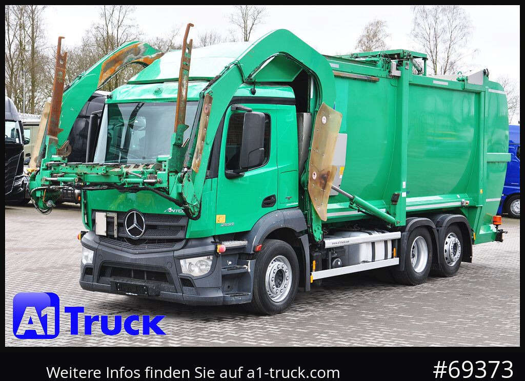 Szemetesautó a következők szállításához hulladék MERCEDES-BENZ Antos 2533, HS Millenium XXL37 Überkopflader,: 11 kép. Szemetesautó a következők szállításához hulladék MERCEDES-BENZ Antos 2533, HS Millenium XXL37 Überkopflader,: 11 kép.