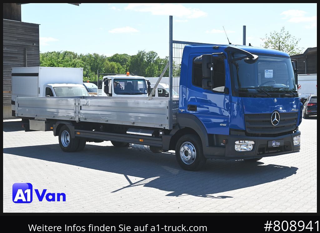 MERCEDES-BENZ Atego 816 Pritsche, 7 Meter lang , Automatik - Platós teherautó: 1 kép. MERCEDES-BENZ Atego 816 Pritsche, 7 Meter lang , Automatik - Platós teherautó: 1 kép.