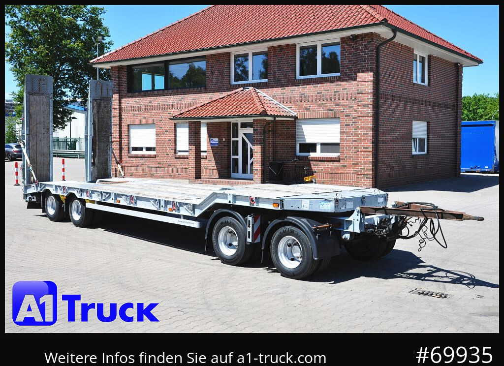 MUELLER-MITTELTAL T4 Profi, 4 achs Tieflader, hydr. Rampen, - Pótkocsi mélybölcsős: 1 kép. MUELLER-MITTELTAL T4 Profi, 4 achs Tieflader, hydr. Rampen, - Pótkocsi mélybölcsős: 1 kép.