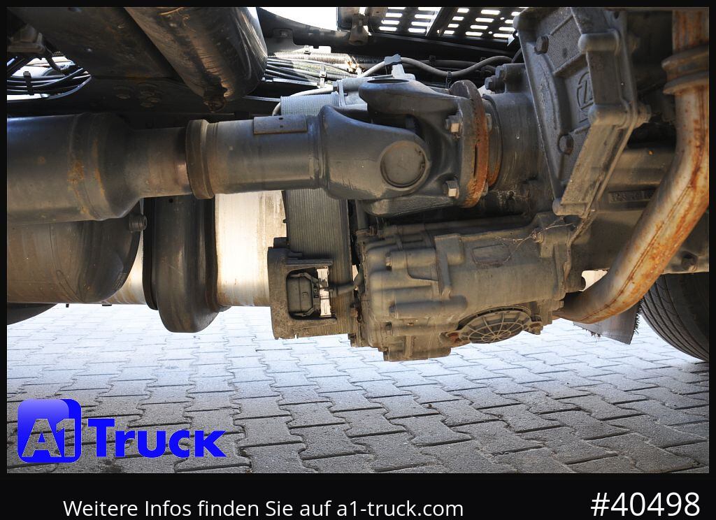 DAF XF 530 FT SSC, Intarder - Nyergesvontató: 2 kép. DAF XF 530 FT SSC, Intarder - Nyergesvontató: 2 kép.