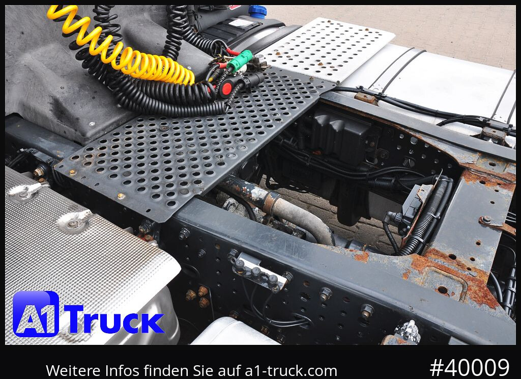 IVECO Stralis 420, ZF-Intarder 2x Tank, - Nyergesvontató: 2 kép. IVECO Stralis 420, ZF-Intarder 2x Tank, - Nyergesvontató: 2 kép.