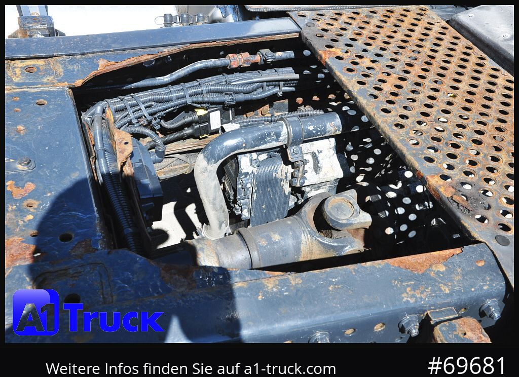 IVECO Stralis 420, ZF-Intarder 2x Tank, - Nyergesvontató: 3 kép. IVECO Stralis 420, ZF-Intarder 2x Tank, - Nyergesvontató: 3 kép.