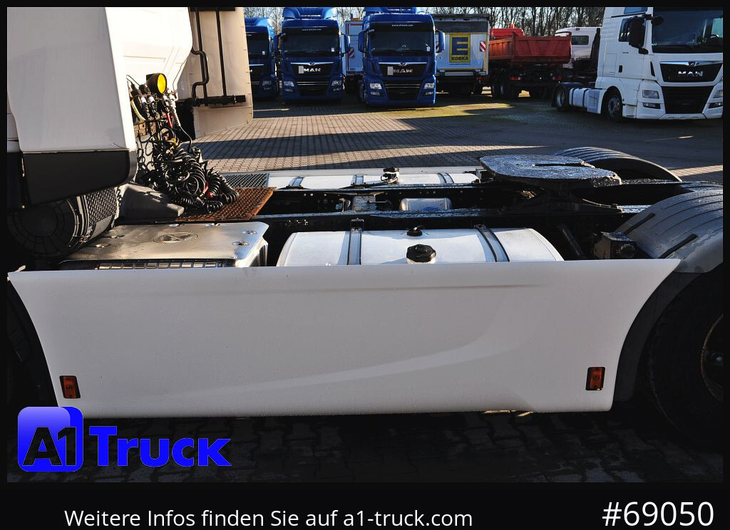 IVECO Stralis AS 480 PS, Intarder ACC, - Nyergesvontató: 2 kép. IVECO Stralis AS 480 PS, Intarder ACC, - Nyergesvontató: 2 kép.