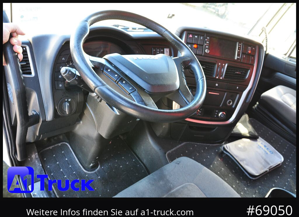IVECO Stralis AS 480 PS, Intarder ACC, - Nyergesvontató: 3 kép. IVECO Stralis AS 480 PS, Intarder ACC, - Nyergesvontató: 3 kép.