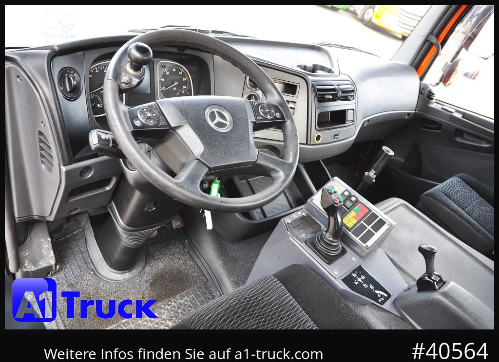 KAMAG Kamag Truck Wiesel Rangierer, Terberg - Nyergesvontató: 5 kép. KAMAG Kamag Truck Wiesel Rangierer, Terberg - Nyergesvontató: 5 kép.