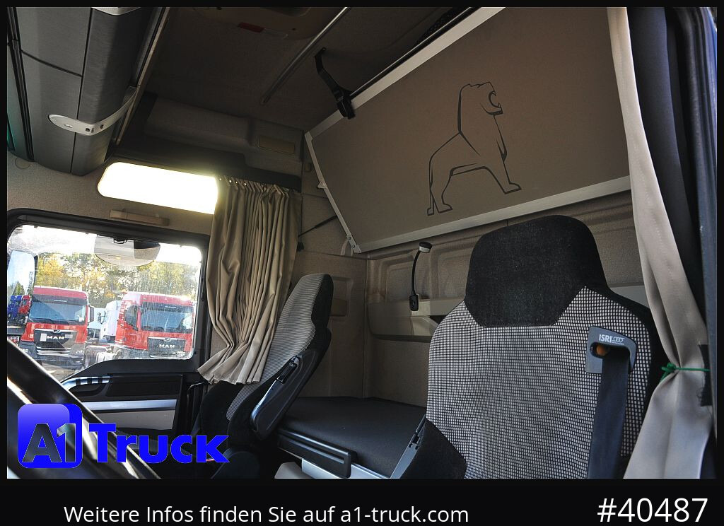 MAN TGX 18,420, BLS, XXL, 2 Tanks, Navigation - Nyergesvontató: 4 kép. MAN TGX 18,420, BLS, XXL, 2 Tanks, Navigation - Nyergesvontató: 4 kép.