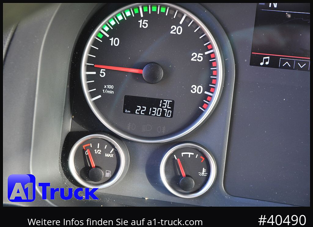 MAN TGX 18,420, BLS, XXL, 2 Tanks, - Nyergesvontató: 4 kép. MAN TGX 18,420, BLS, XXL, 2 Tanks, - Nyergesvontató: 4 kép.