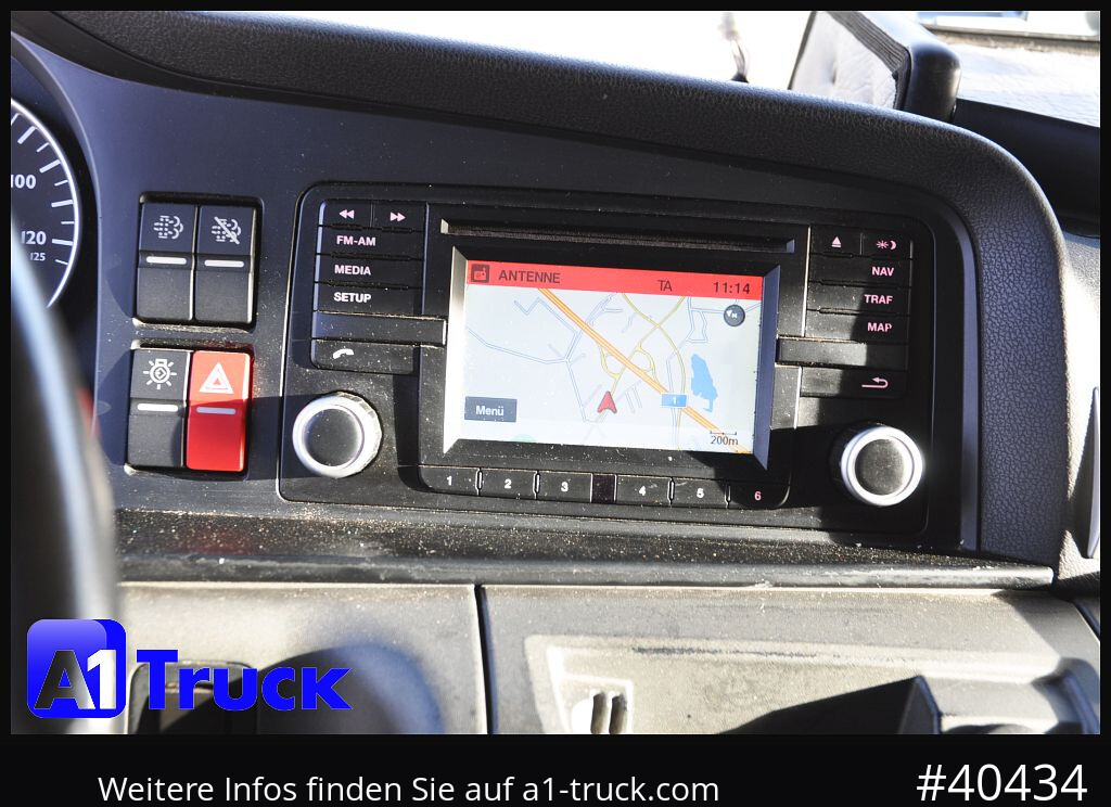 MAN TGX 18,440 XLX Intarder, Hydraulik, ACC - Nyergesvontató: 4 kép. MAN TGX 18,440 XLX Intarder, Hydraulik, ACC - Nyergesvontató: 4 kép.