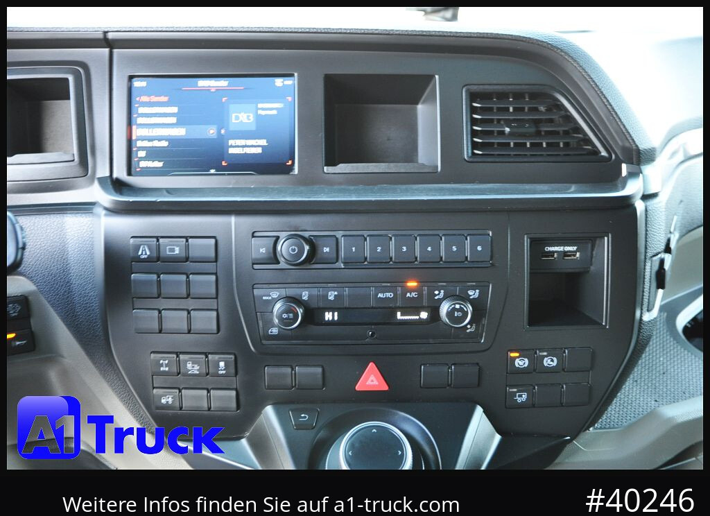 MAN TGX 18.470 GM Hydraulik, Intarder Navi Standklima, - Nyergesvontató: 5 kép. MAN TGX 18.470 GM Hydraulik, Intarder Navi Standklima, - Nyergesvontató: 5 kép.