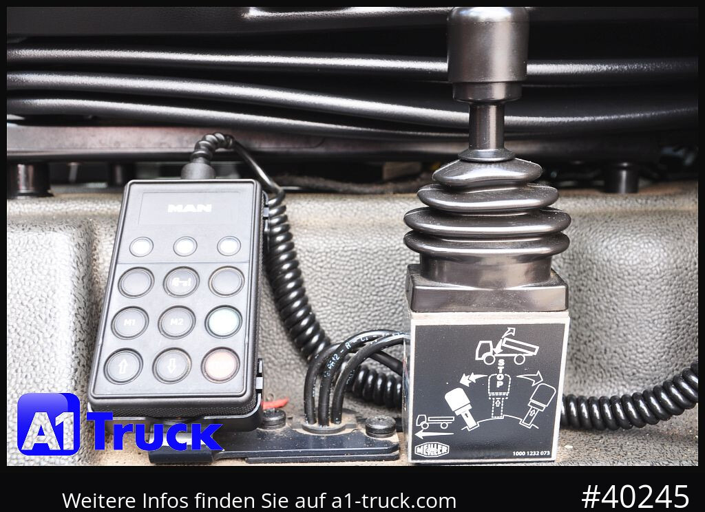 MAN TGX 18.470 GM Hydraulik, Intarder Navi Standklima, - Nyergesvontató: 2 kép. MAN TGX 18.470 GM Hydraulik, Intarder Navi Standklima, - Nyergesvontató: 2 kép.