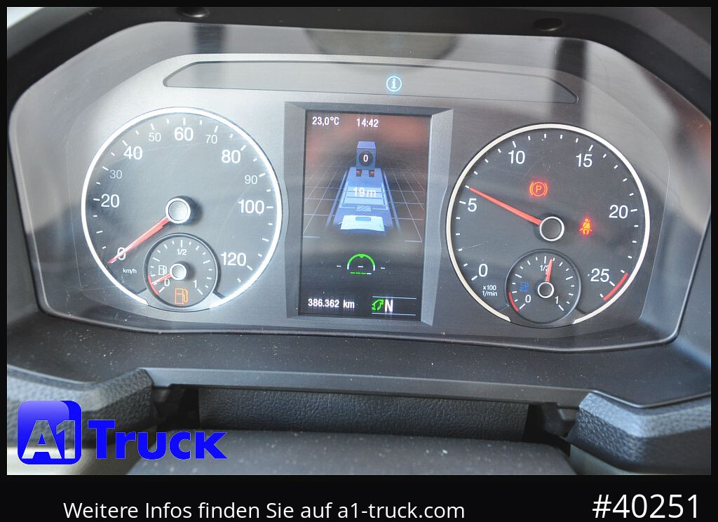 MAN TGX 18.470 GM Hydraulik, Intarder Navi Standklima, - Nyergesvontató: 5 kép. MAN TGX 18.470 GM Hydraulik, Intarder Navi Standklima, - Nyergesvontató: 5 kép.