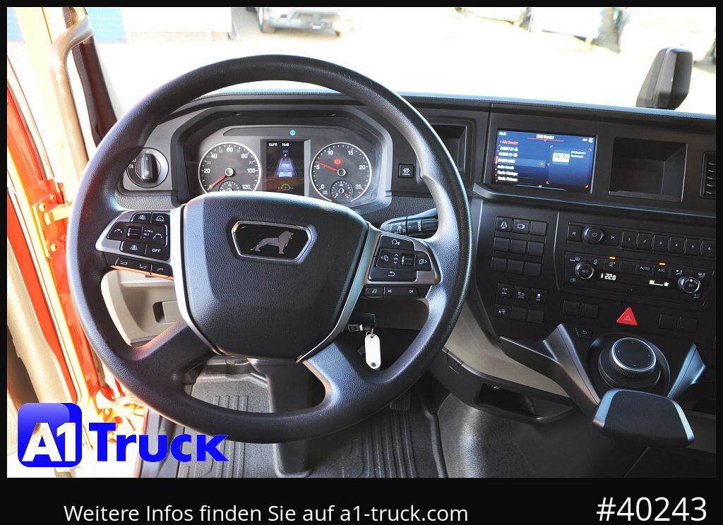 MAN TGX 18.470 GM Hydraulik, Intarder Navi Standklima, - Nyergesvontató: 3 kép. MAN TGX 18.470 GM Hydraulik, Intarder Navi Standklima, - Nyergesvontató: 3 kép.