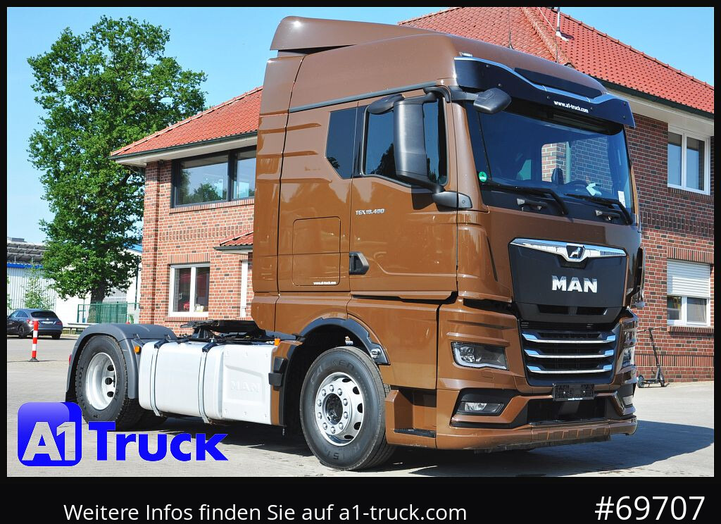 MAN TGX 18,480 BLS Intarder Standklima, Soundsysem - Nyergesvontató: 1 kép. MAN TGX 18,480 BLS Intarder Standklima, Soundsysem - Nyergesvontató: 1 kép.