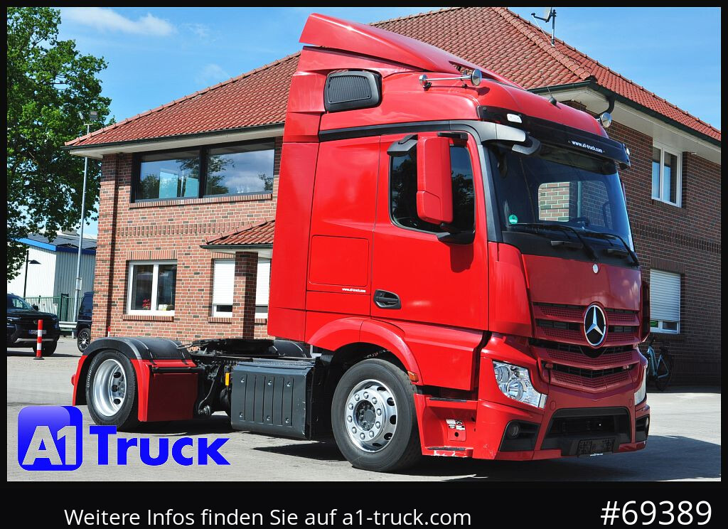 MERCEDES-BENZ Actros 1832, Lowliner, 1 Vorbesitzer - Nyergesvontató: 1 kép. MERCEDES-BENZ Actros 1832, Lowliner, 1 Vorbesitzer - Nyergesvontató: 1 kép.