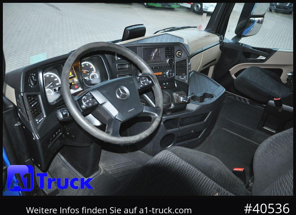 MERCEDES-BENZ Actros 1845, Lowliner, Retarder, - Nyergesvontató: 4 kép. MERCEDES-BENZ Actros 1845, Lowliner, Retarder, - Nyergesvontató: 4 kép.