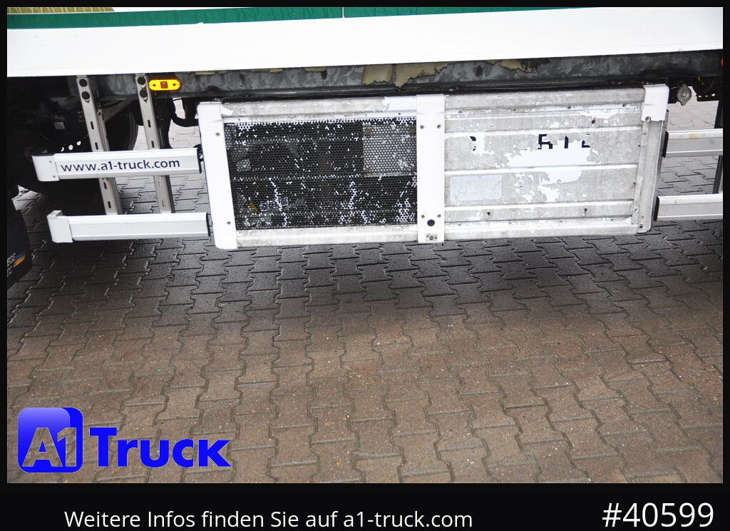 SCHMITZ Achwege & Tönjes, Rohrbahn, Fleisch, Schmitz Aufbau - Pótkocsi hűtős: 2 kép. SCHMITZ Achwege & Tönjes, Rohrbahn, Fleisch, Schmitz Aufbau - Pótkocsi hűtős: 2 kép.