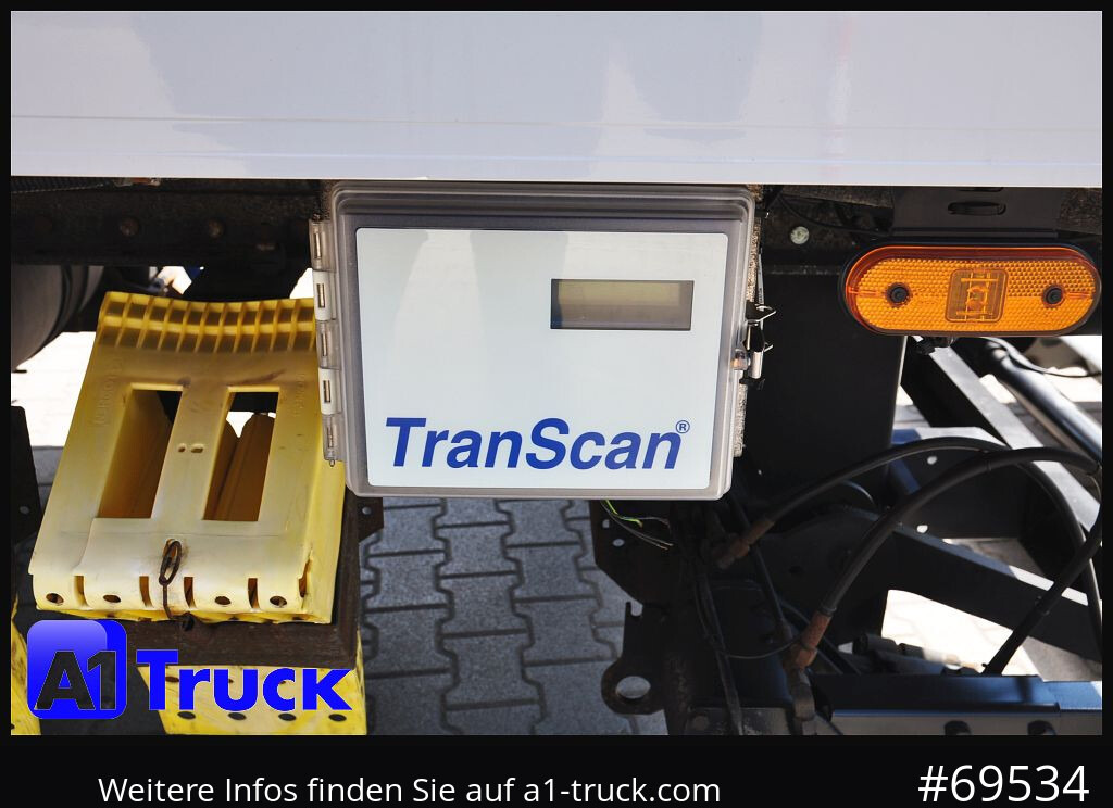 SCHMITZ ZKO 18 Tandem Carrier 850 U durchladbar - Pótkocsi hűtős: 4 kép. SCHMITZ ZKO 18 Tandem Carrier 850 U durchladbar - Pótkocsi hűtős: 4 kép.