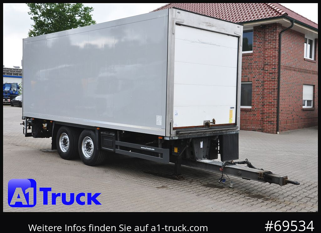 SCHMITZ ZKO 18 Tandem Carrier 850 U durchladbar - Pótkocsi hűtős: 1 kép. SCHMITZ ZKO 18 Tandem Carrier 850 U durchladbar - Pótkocsi hűtős: 1 kép.