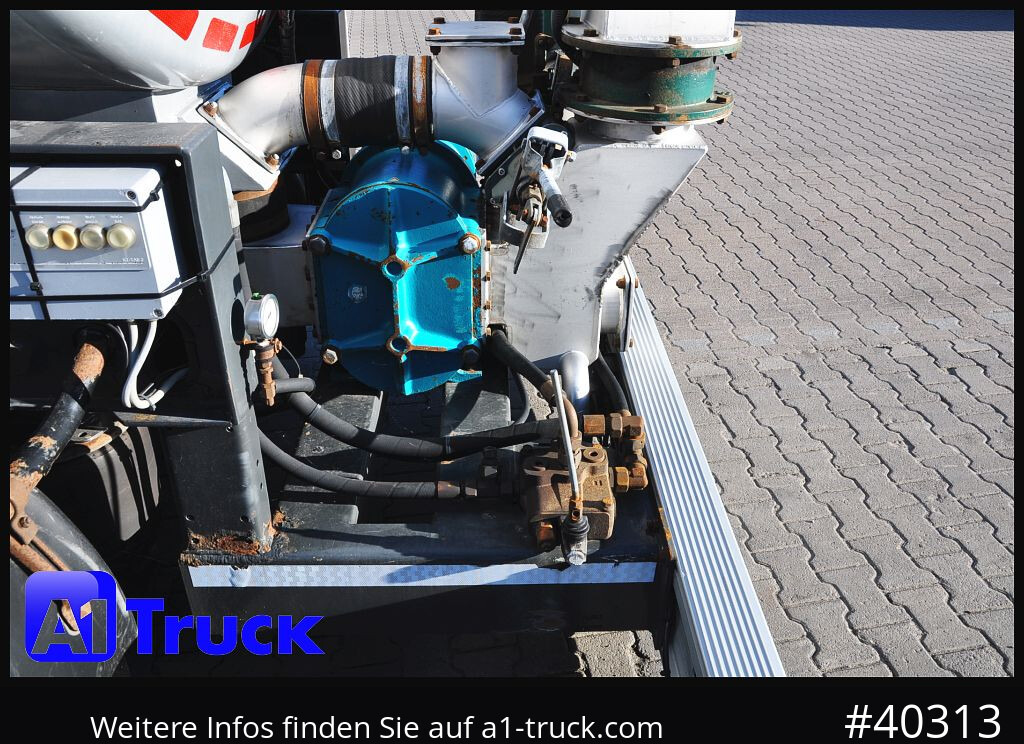 SCHWARTE JANSKY Kumm TA 30/3, 30m³, Gülle, Gärreste, Lenkachse - Tartályos félpótkocsi: 3 kép. SCHWARTE JANSKY Kumm TA 30/3, 30m³, Gülle, Gärreste, Lenkachse - Tartályos félpótkocsi: 3 kép.