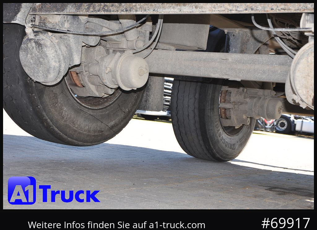 SCHWARZMUELLER Alu, Isoliert,Lift, 4450Kg. - Félpótkocsi billenőplatós: 4 kép. SCHWARZMUELLER Alu, Isoliert,Lift, 4450Kg. - Félpótkocsi billenőplatós: 4 kép.