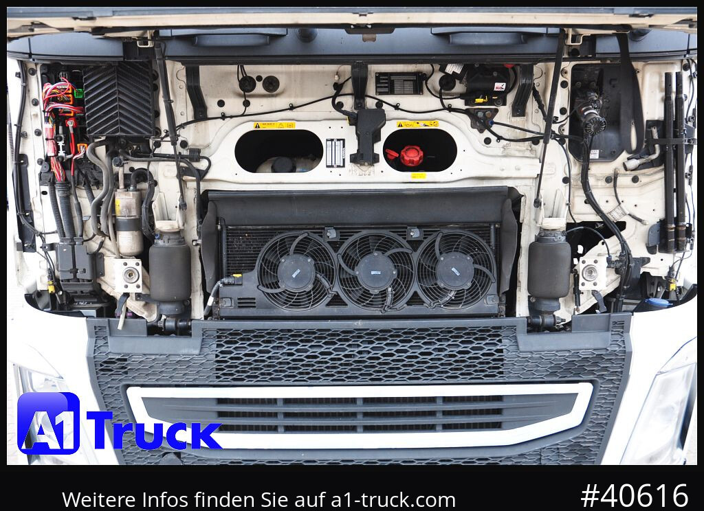 VOLVO FH 460 XL, Chassi Standklima, beschädigt - Alvaz teherautó: 5 kép. VOLVO FH 460 XL, Chassi Standklima, beschädigt - Alvaz teherautó: 5 kép.