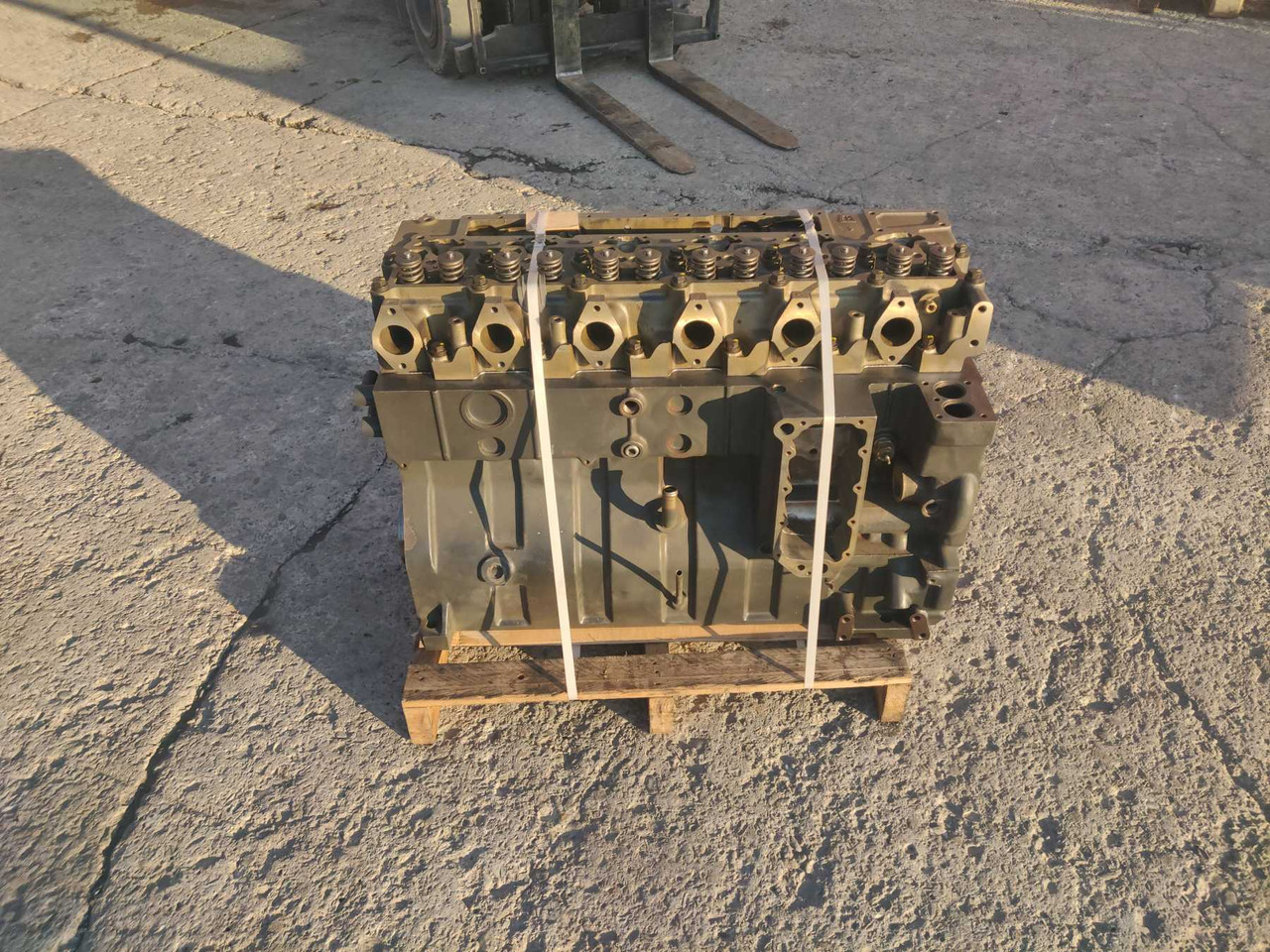 CUMMINS 6CTA8.3 LONG BLOCK REVISIONATO (ENGINE NO. 42839) - Motor - Építőipari gépek: 3 kép. CUMMINS 6CTA8.3 LONG BLOCK REVISIONATO (ENGINE NO. 42839) - Motor - Építőipari gépek: 3 kép.