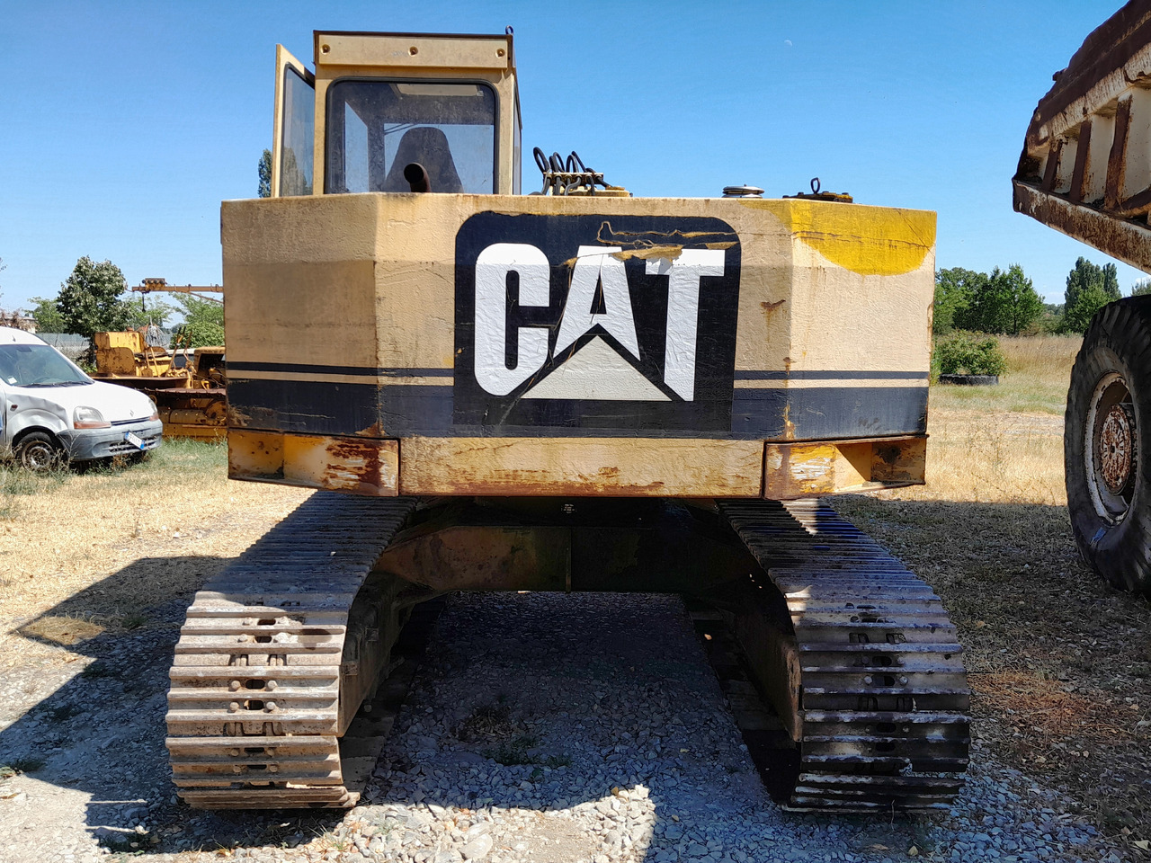 Caterpillar 205LC Escavatore cingolato perfettamente funzionante. - Lánctalpas kotró: 4 kép. Caterpillar 205LC Escavatore cingolato perfettamente funzionante. - Lánctalpas kotró: 4 kép.