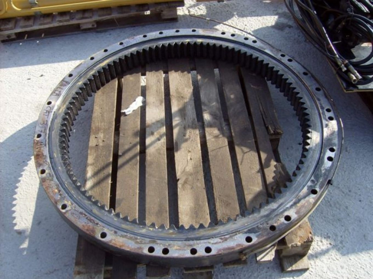 Caterpillar 317 NVA RALLA - Erőátvitel - Építőipari gépek: 2 kép. Caterpillar 317 NVA RALLA - Erőátvitel - Építőipari gépek: 2 kép.