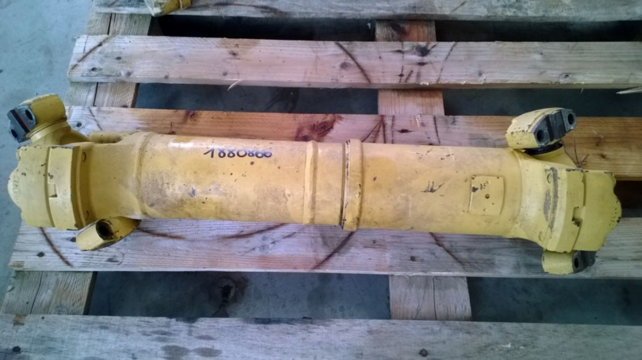 Caterpillar 735 ALBERO DI TRASMISSIONE - Féltengely - Építőipari gépek: 1 kép. Caterpillar 735 ALBERO DI TRASMISSIONE - Féltengely - Építőipari gépek: 1 kép.