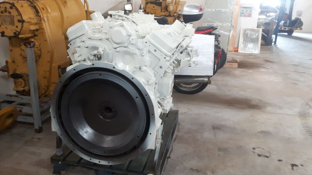 DETROIT DIESEL 12V71 MOTORE REVISIONATO (ENGINE NO. 71237406).COMPLETO DI N. 2 TURBO E VENTOLA. - Motor - Építőipari gépek: 4 kép. DETROIT DIESEL 12V71 MOTORE REVISIONATO (ENGINE NO. 71237406).COMPLETO DI N. 2 TURBO E VENTOLA. - Motor - Építőipari gépek: 4 kép.