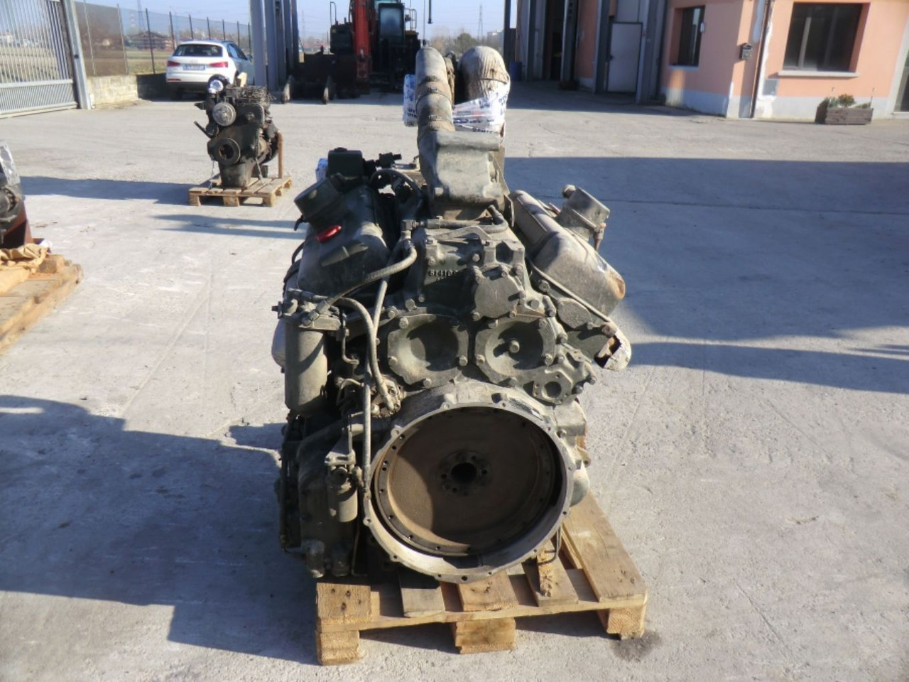 DETROIT DIESEL 8V53 MOTORE MARINO USATO. TIPO D.W. - L.S. COMPLETO DI TURBO E MOTORINO DI AVVIAMENTO. - Motor - Építőipari gépek: 4 kép. DETROIT DIESEL 8V53 MOTORE MARINO USATO. TIPO D.W. - L.S. COMPLETO DI TURBO E MOTORINO DI AVVIAMENTO. - Motor - Építőipari gépek: 4 kép.