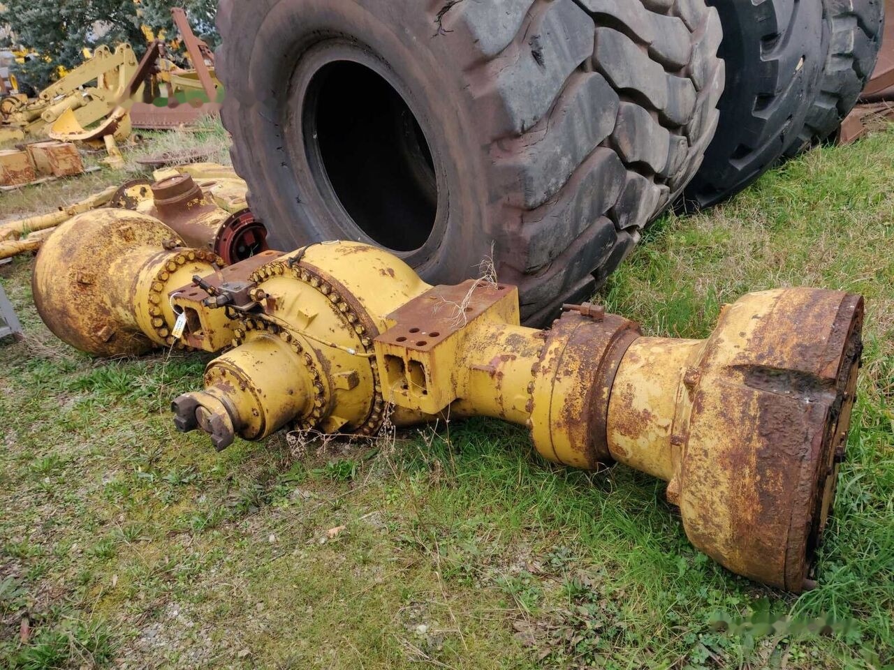 FRONT FIXED AXLE COMPLETE WITH DIFFERENTIAL AND BEVEL GEAR, FINA 1378862 1378833 Caterpillar 988G - Első tengely - Anyagmozgató gép: 3 kép. FRONT FIXED AXLE COMPLETE WITH DIFFERENTIAL AND BEVEL GEAR, FINA 1378862 1378833 Caterpillar 988G - Első tengely - Anyagmozgató gép: 3 kép.