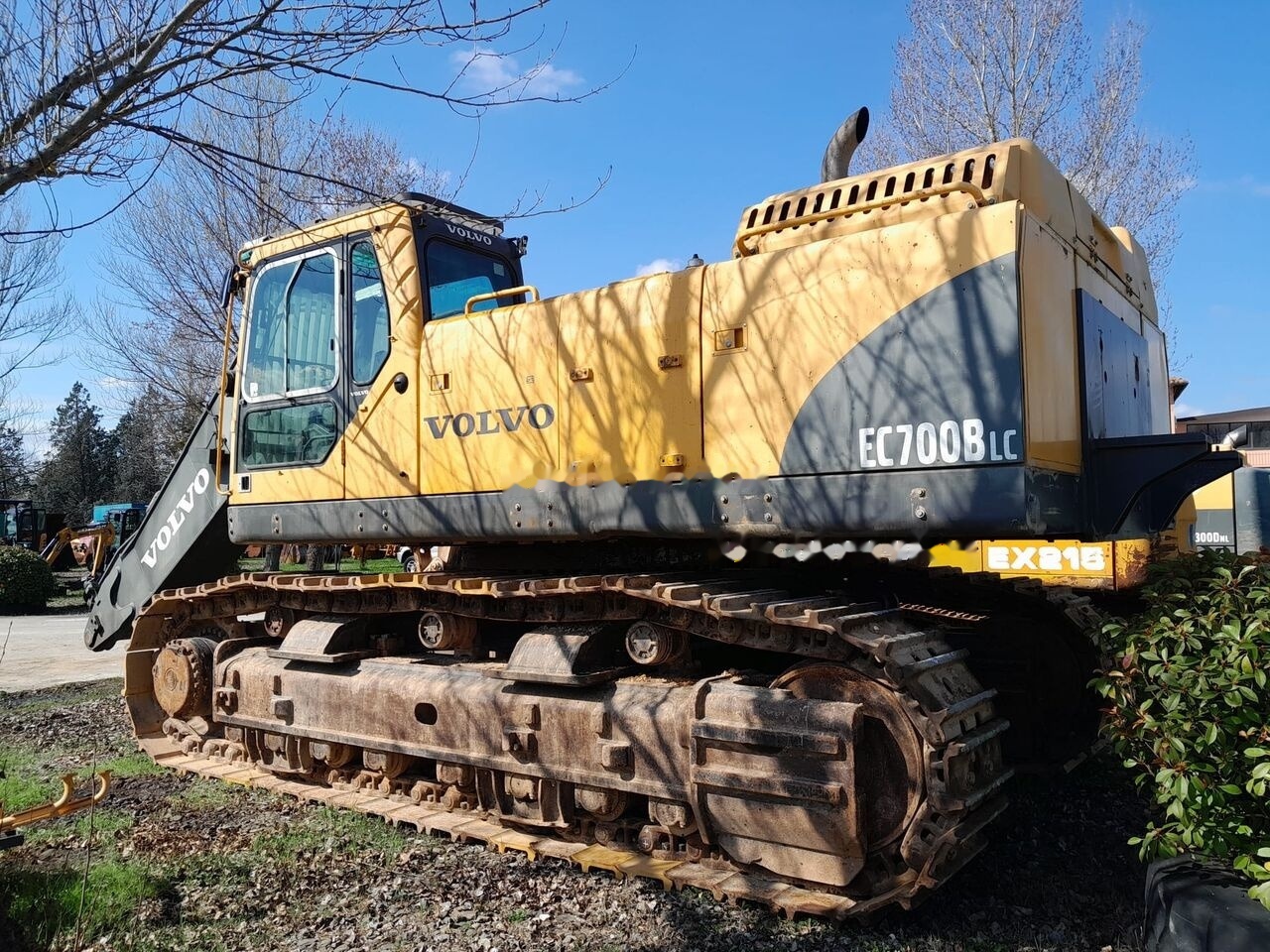Volvo EC700BLC - Lánctalpas kotró: 3 kép. Volvo EC700BLC - Lánctalpas kotró: 3 kép.