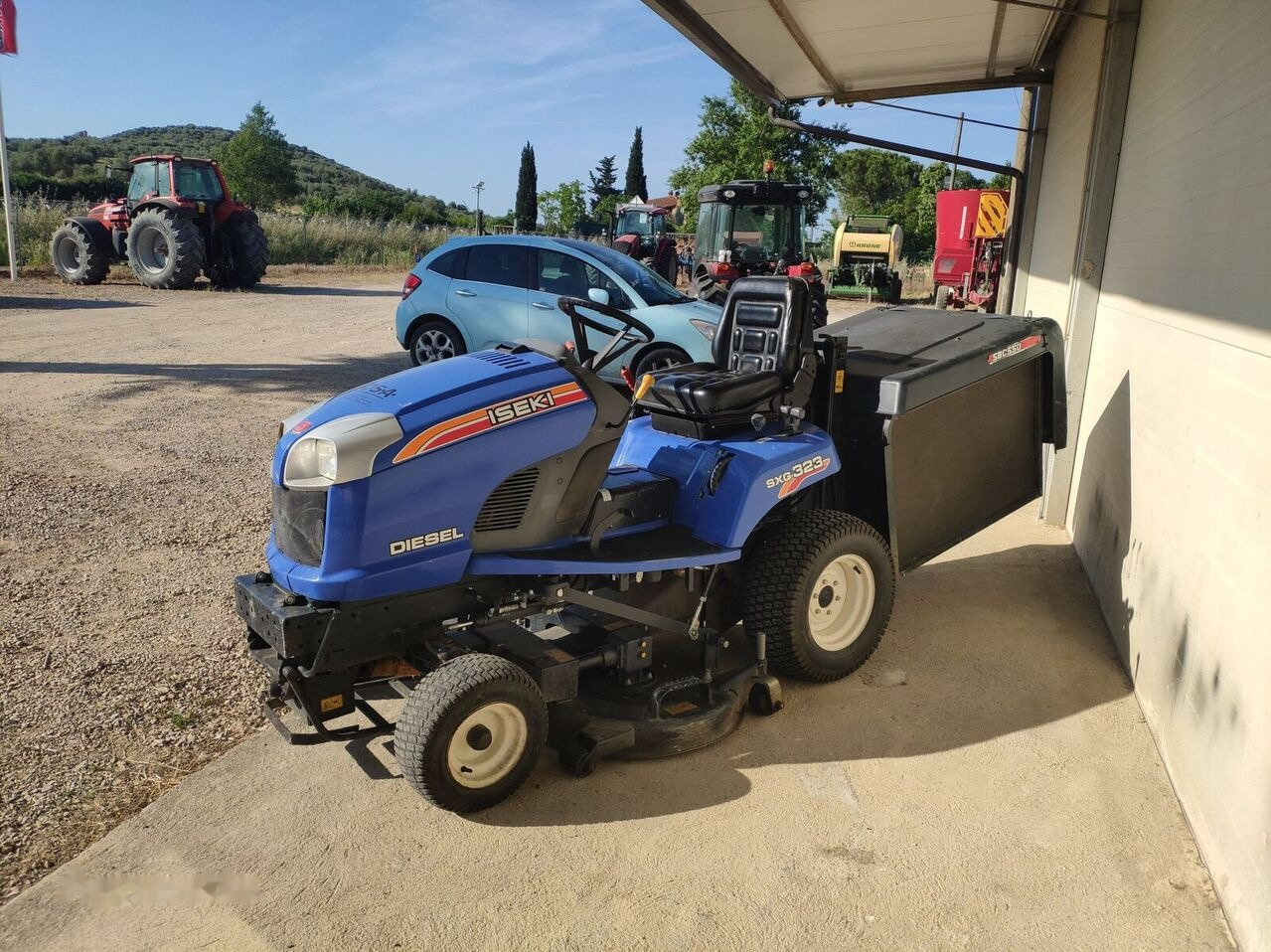 Iseki SXG323H - Kerti fűkasza: 3 kép. Iseki SXG323H - Kerti fűkasza: 3 kép.