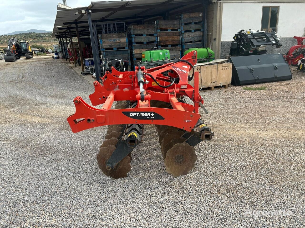 Kuhn OPTIMER +403R - Tárcsás borona: 3 kép. Kuhn OPTIMER +403R - Tárcsás borona: 3 kép.