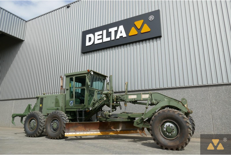 Caterpillar 130G Ex- - Gréder: 3 kép. Caterpillar 130G Ex- - Gréder: 3 kép.