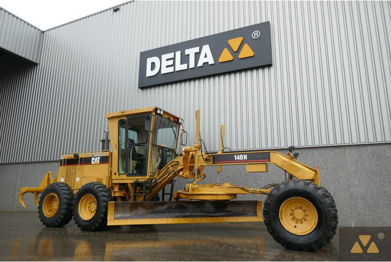 Caterpillar 140H Ex- - Gréder: 3 kép. Caterpillar 140H Ex- - Gréder: 3 kép.