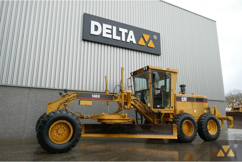 Caterpillar 140H Ex- - Gréder: 4 kép. Caterpillar 140H Ex- - Gréder: 4 kép.