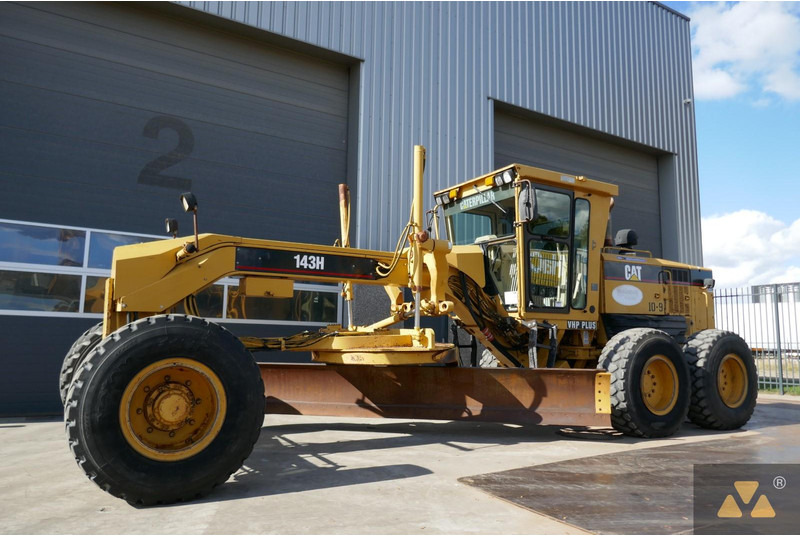 Caterpillar 143H - Gréder: 4 kép. Caterpillar 143H - Gréder: 4 kép.