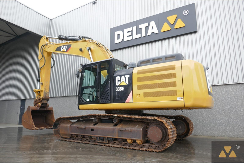 Caterpillar 336EL - Lánctalpas kotró: 4 kép. Caterpillar 336EL - Lánctalpas kotró: 4 kép.