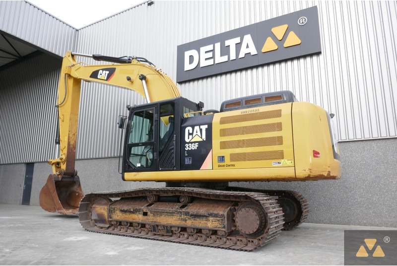 Caterpillar 336FL - Lánctalpas kotró: 4 kép. Caterpillar 336FL - Lánctalpas kotró: 4 kép.