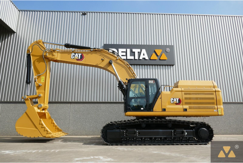 Caterpillar 352 - Lánctalpas kotró: 1 kép. Caterpillar 352 - Lánctalpas kotró: 1 kép.